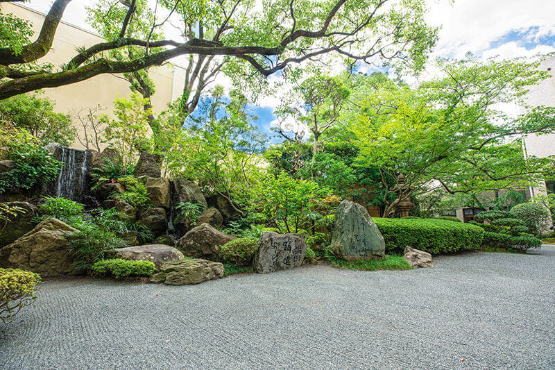 四季を彩る日本庭園